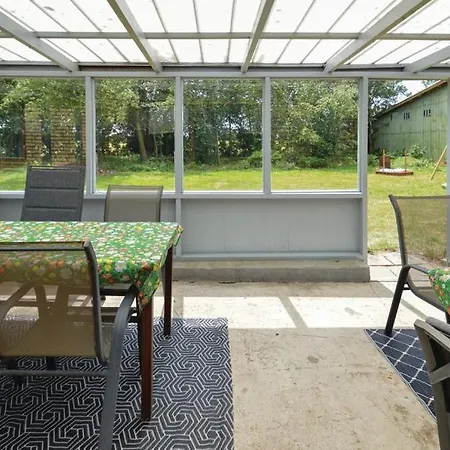 Villa Farmhouse In Near Femern *